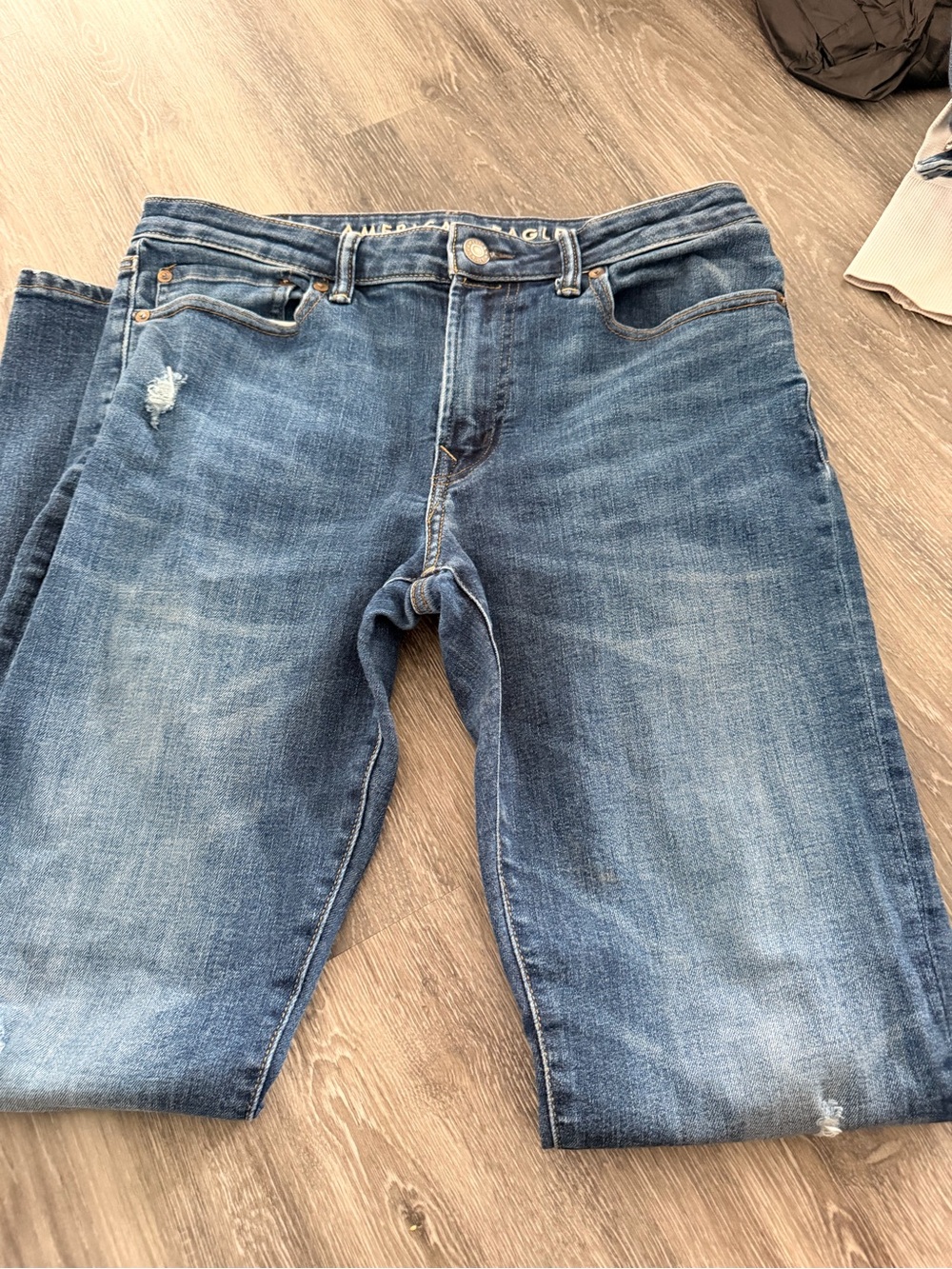 American Eagle Outfitters women Straight Fit Blue Jeans